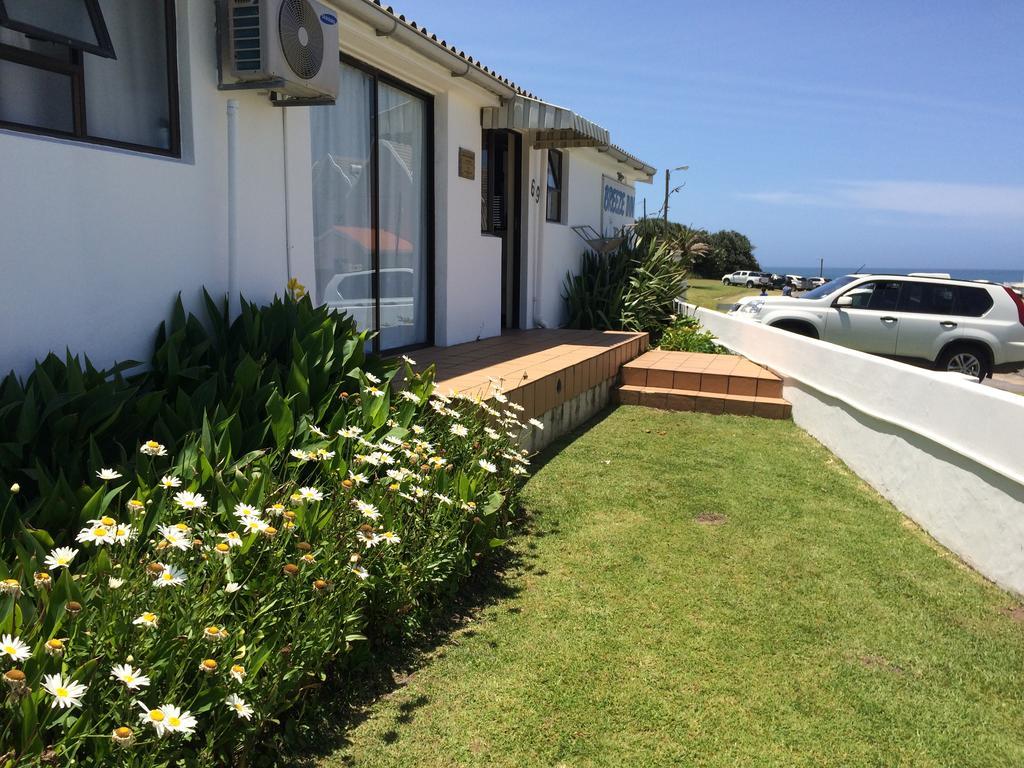 Breeze Inn Guesthouse Kiddʼs Beach Eksteriør billede