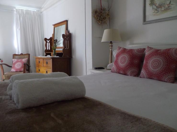 Breeze Inn Guesthouse Kiddʼs Beach Eksteriør billede